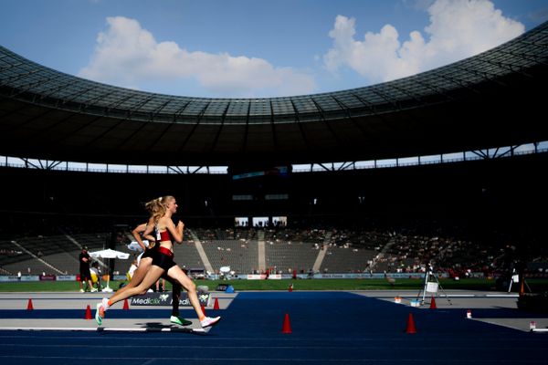 Marie Proepsting (VfL Eintracht Hannover) im 1500m Finale waehrend der deutschen Leichtathletik-Meisterschaften im Olympiastadion am 26.06.2022 in Berlin
